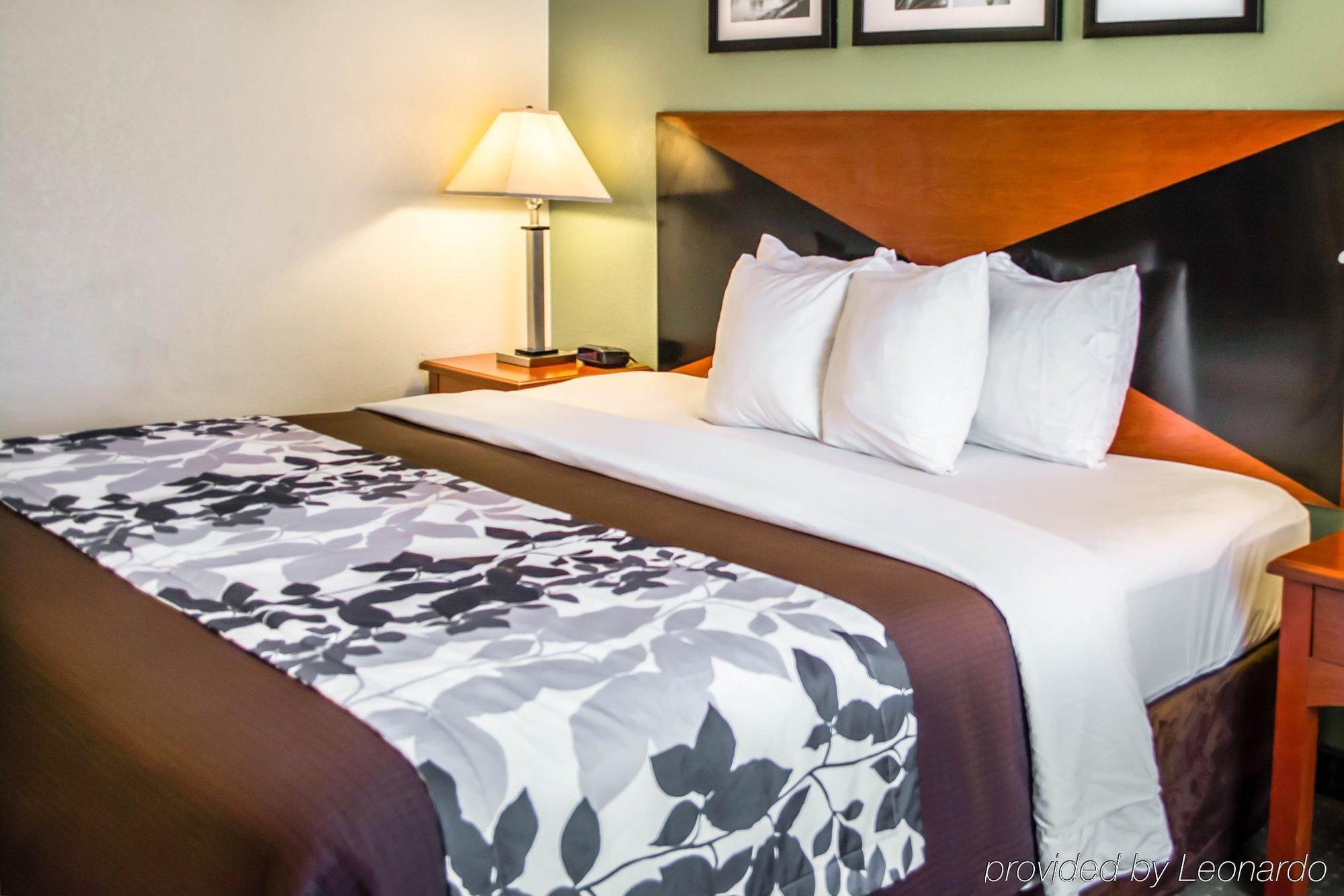 Comfort Inn Емпория Екстериор снимка